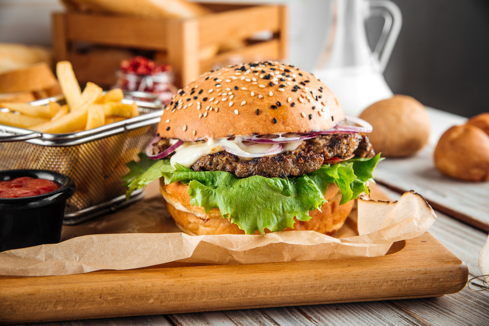 Minty lamb and pea burgers recipe